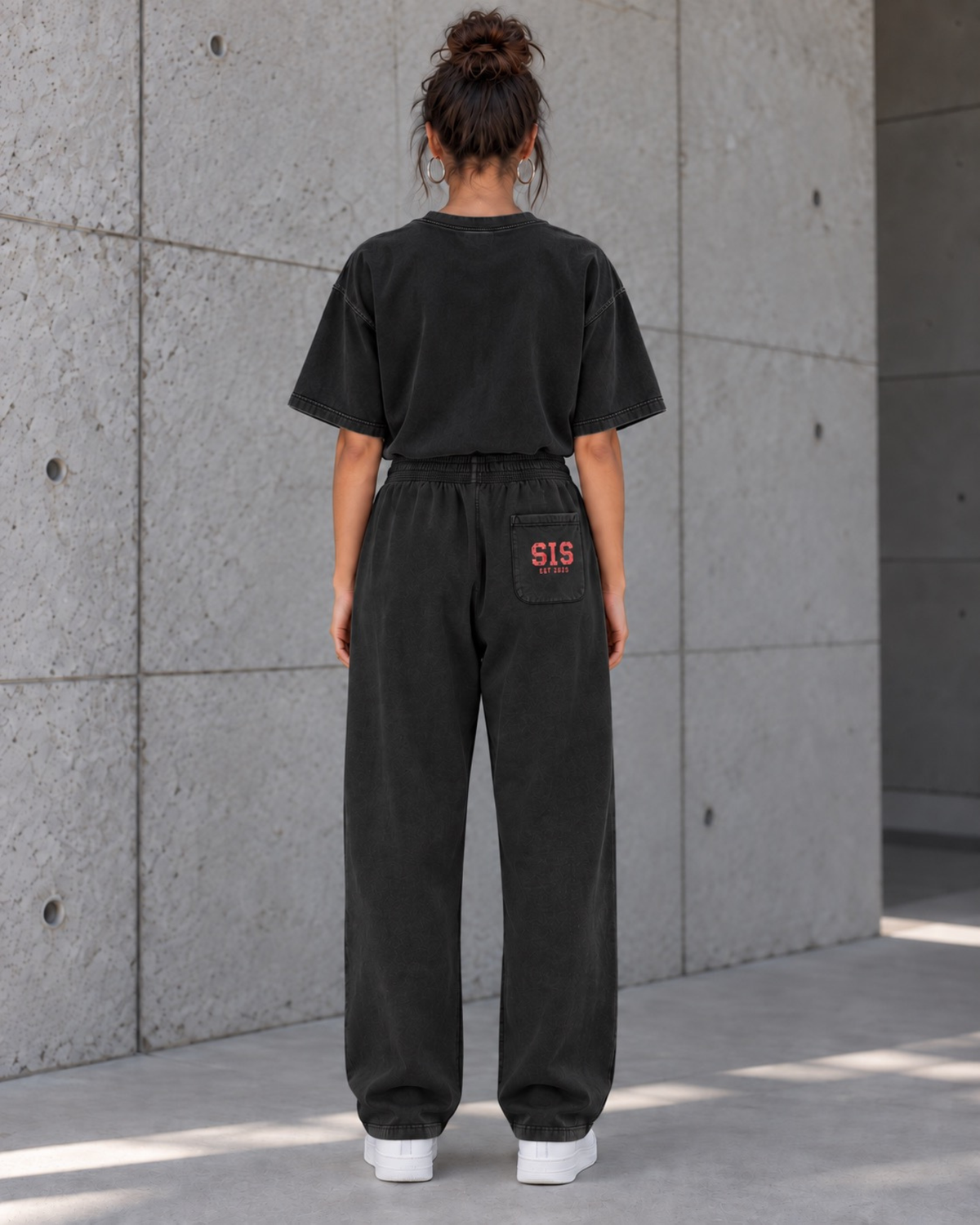 SIS Straight Leg Sweatpants in Washed Black